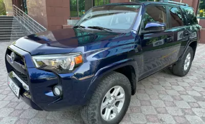 Toyota 4runner 2018 7 seats 4WD