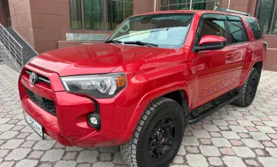 Toyota 4Runner 2020 7 seats 4WD