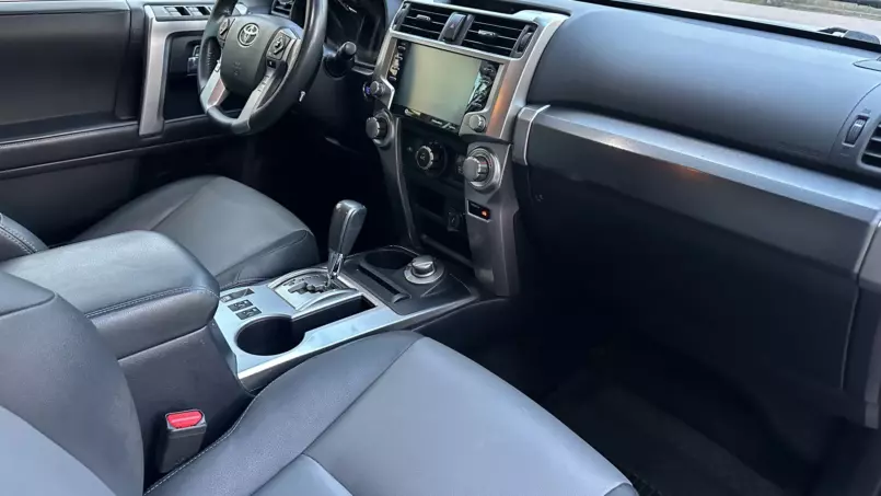 Аренда Toyota 4runner 2019 5 мест 4WD в Бишкеке — фото 6